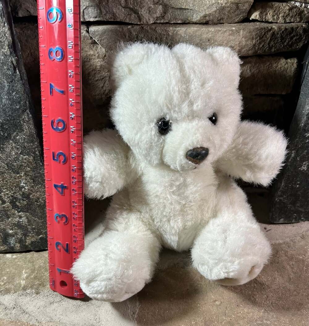 White Smile Bear vintage READ